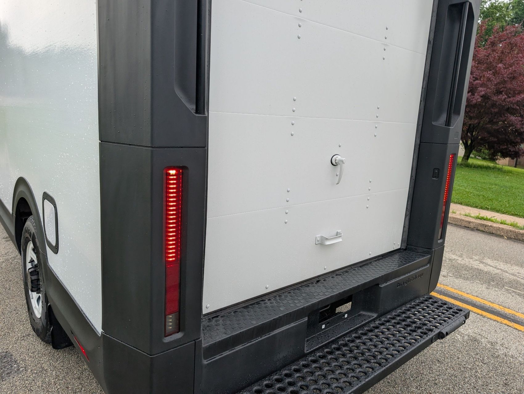 2024 BrightDrop Zevo 600 44