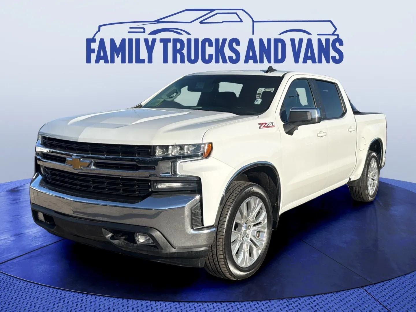 2021 Chevrolet Silverado 1500 LT 4WD Crew Cab Short Box's photo