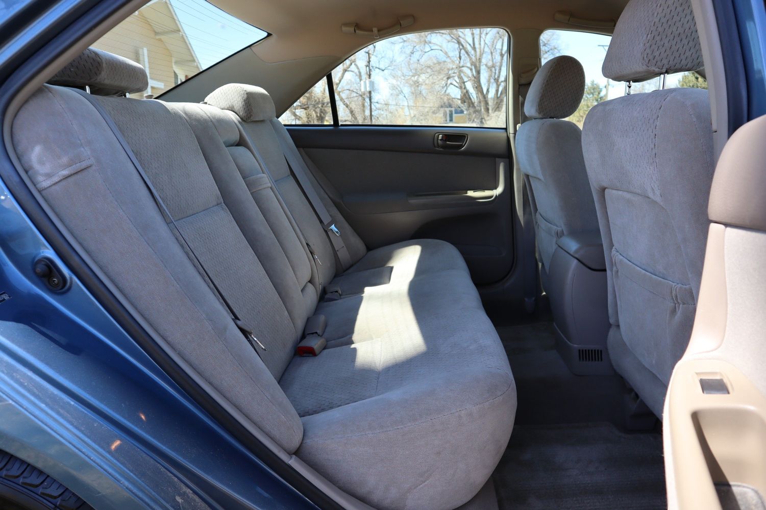 2004 Toyota Camry LE V6 Victory Motors of Colorado