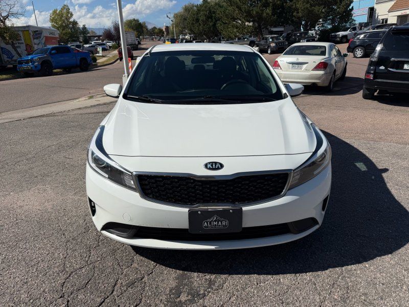 2017 Kia Forte LX Base photo 2