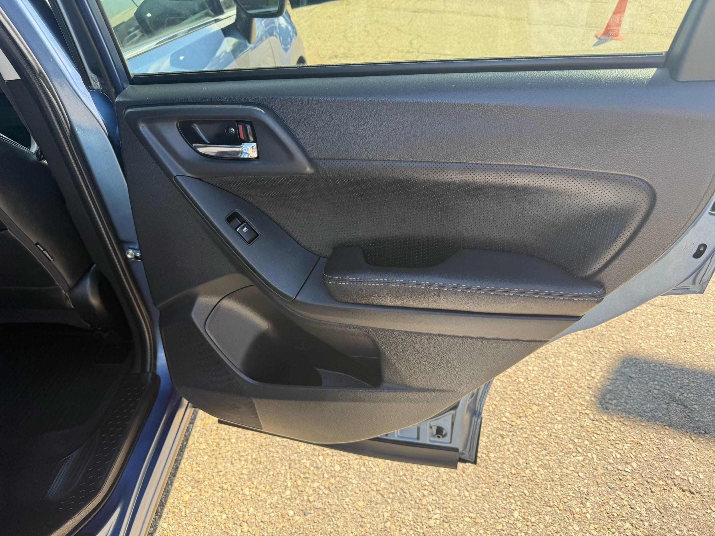 2017 Subaru Forester 2.0XT Premium photo 13