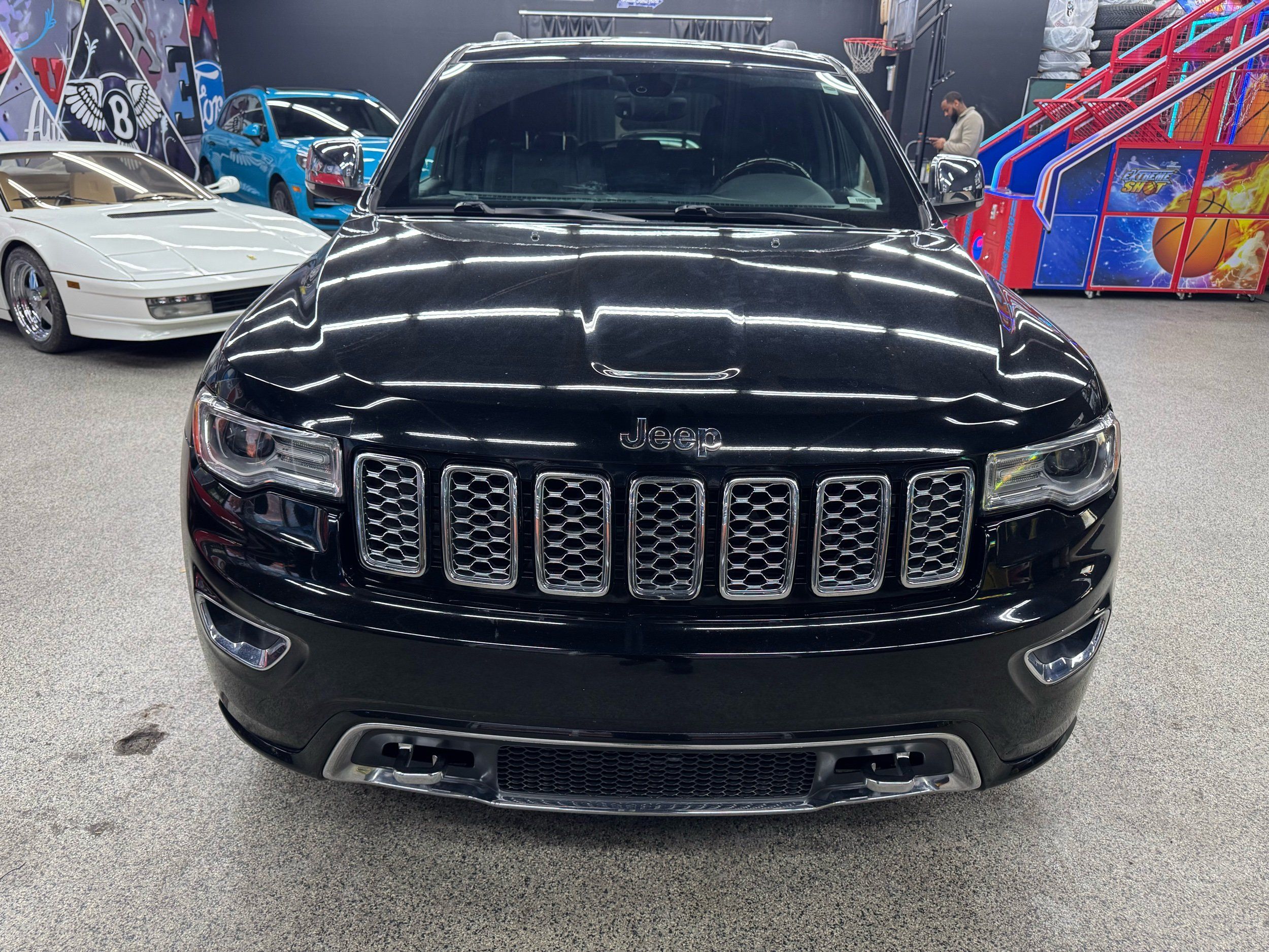 2017 Jeep Grand Cherokee Overland - Photo 8