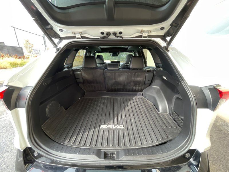 2023 Toyota RAV4 XSE - Photo 14