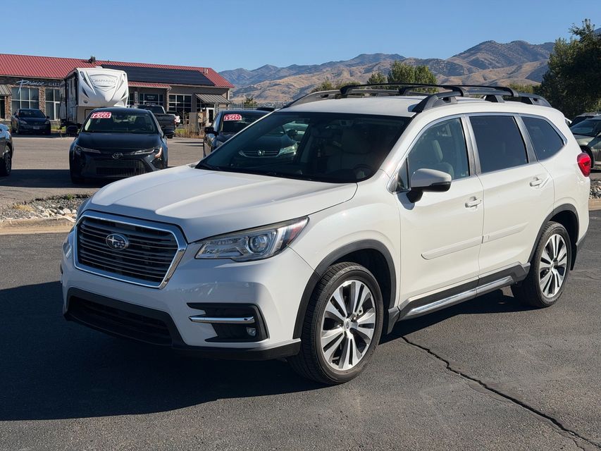 2020 Subaru Ascent — Limited, photo 1 of 2