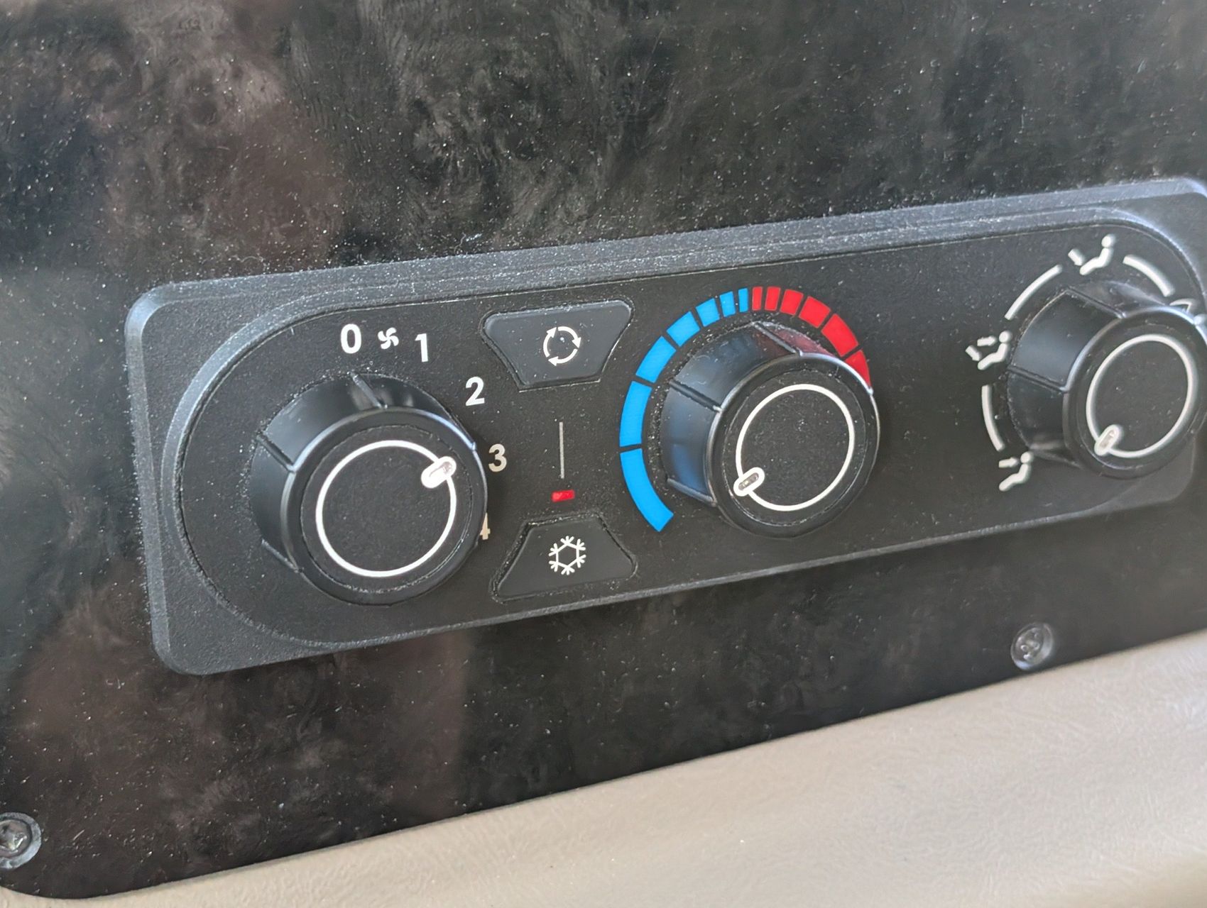2019 Jayco Embark 192