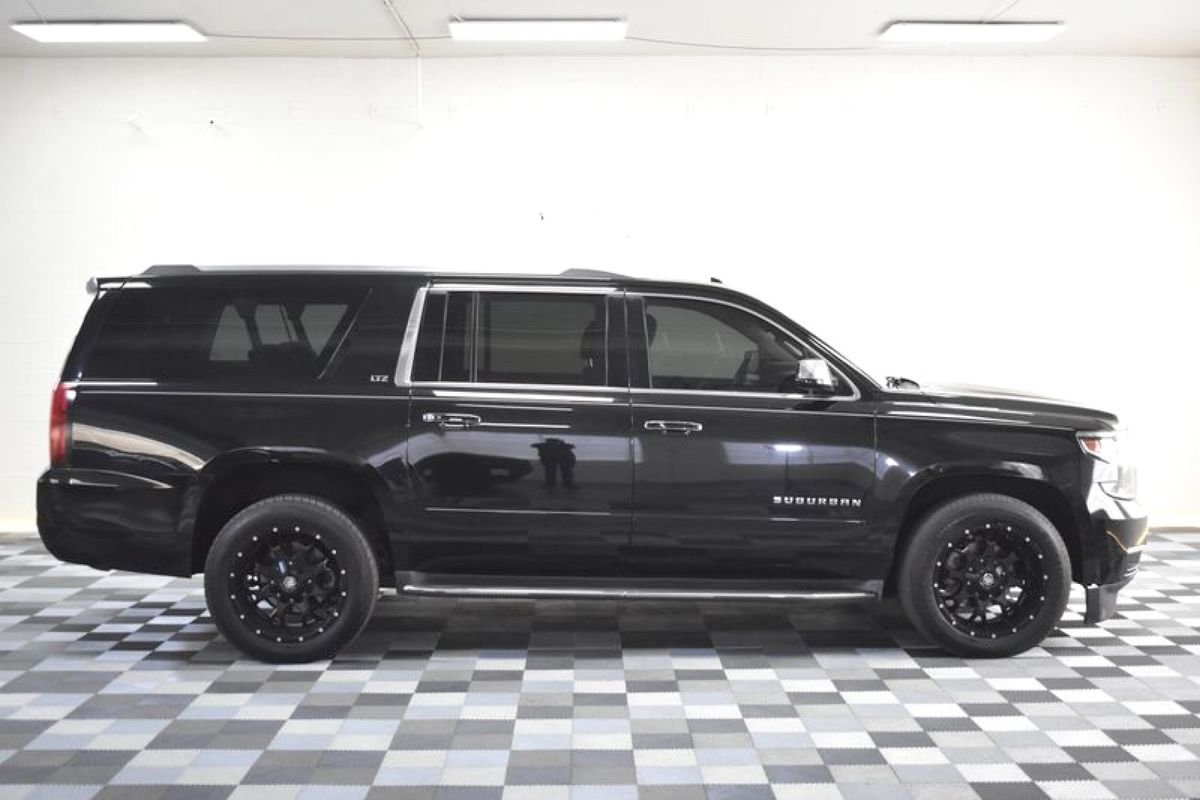 2016 Chevrolet Suburban LTZ