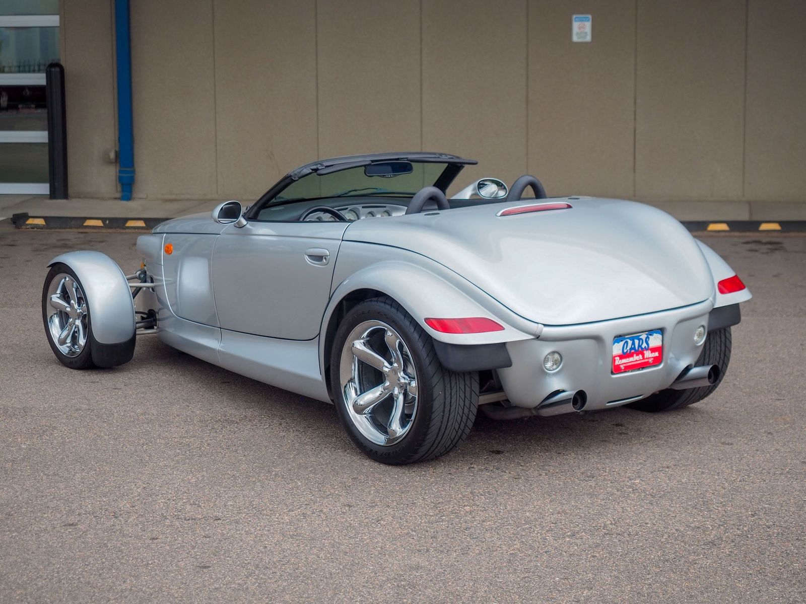 2000 Plymouth Prowler 9