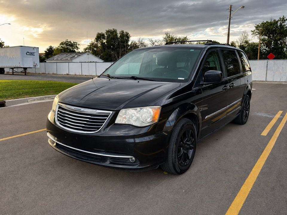 2014 Chrysler Town & Country Touring