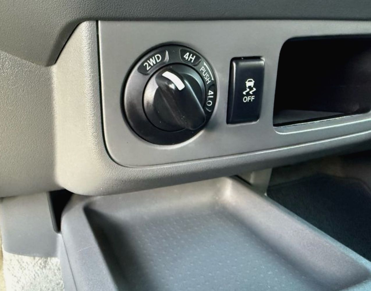 2016 Nissan Frontier SV photo 21