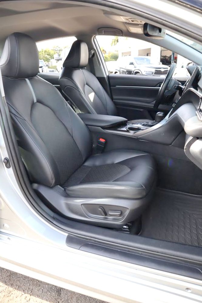 2021 Toyota Camry XSE photo 15