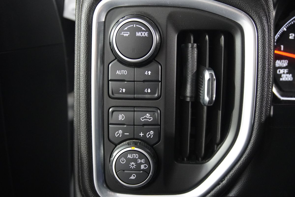 2021 Chevrolet Silverado 1500 4WD Crew Cab Short Bed RST