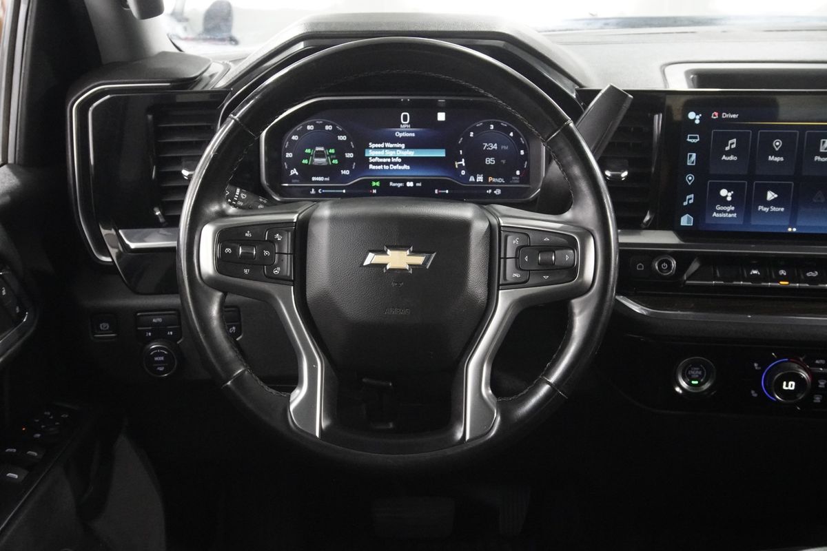 2023 Chevrolet Silverado 1500 4WD Crew Cab Standard Bed LT