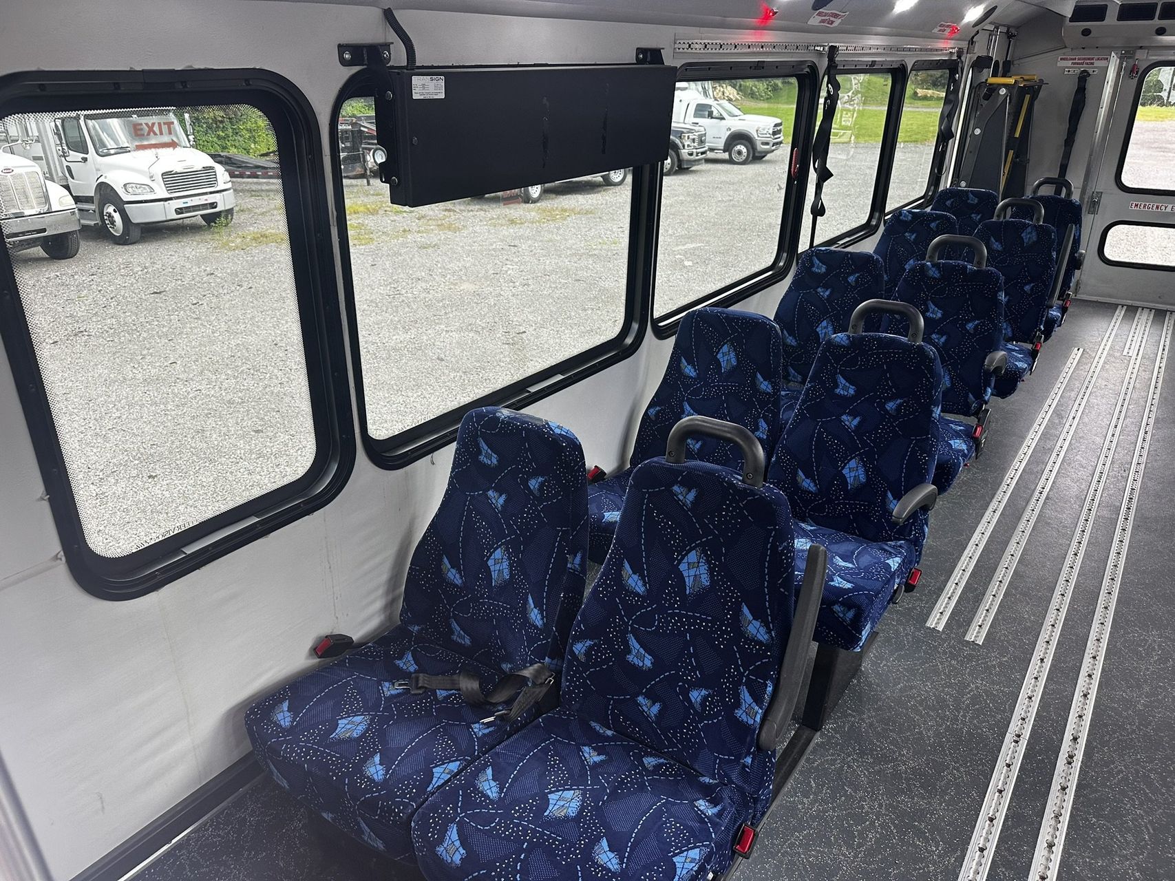2018 Freightliner Glaval Legacy FA1034 22