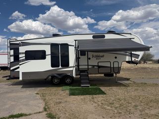 photo of RV 2019 Forest River Wildcat 295RSX