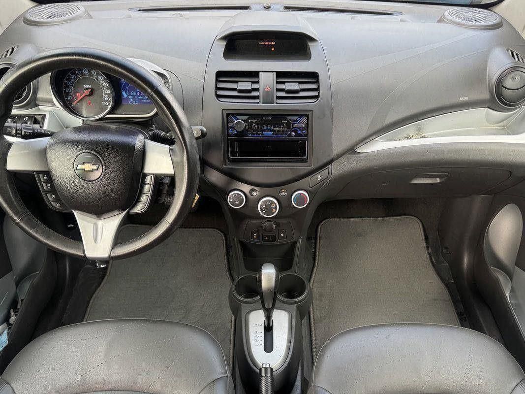 2015 Chevrolet Spark LT photo 9