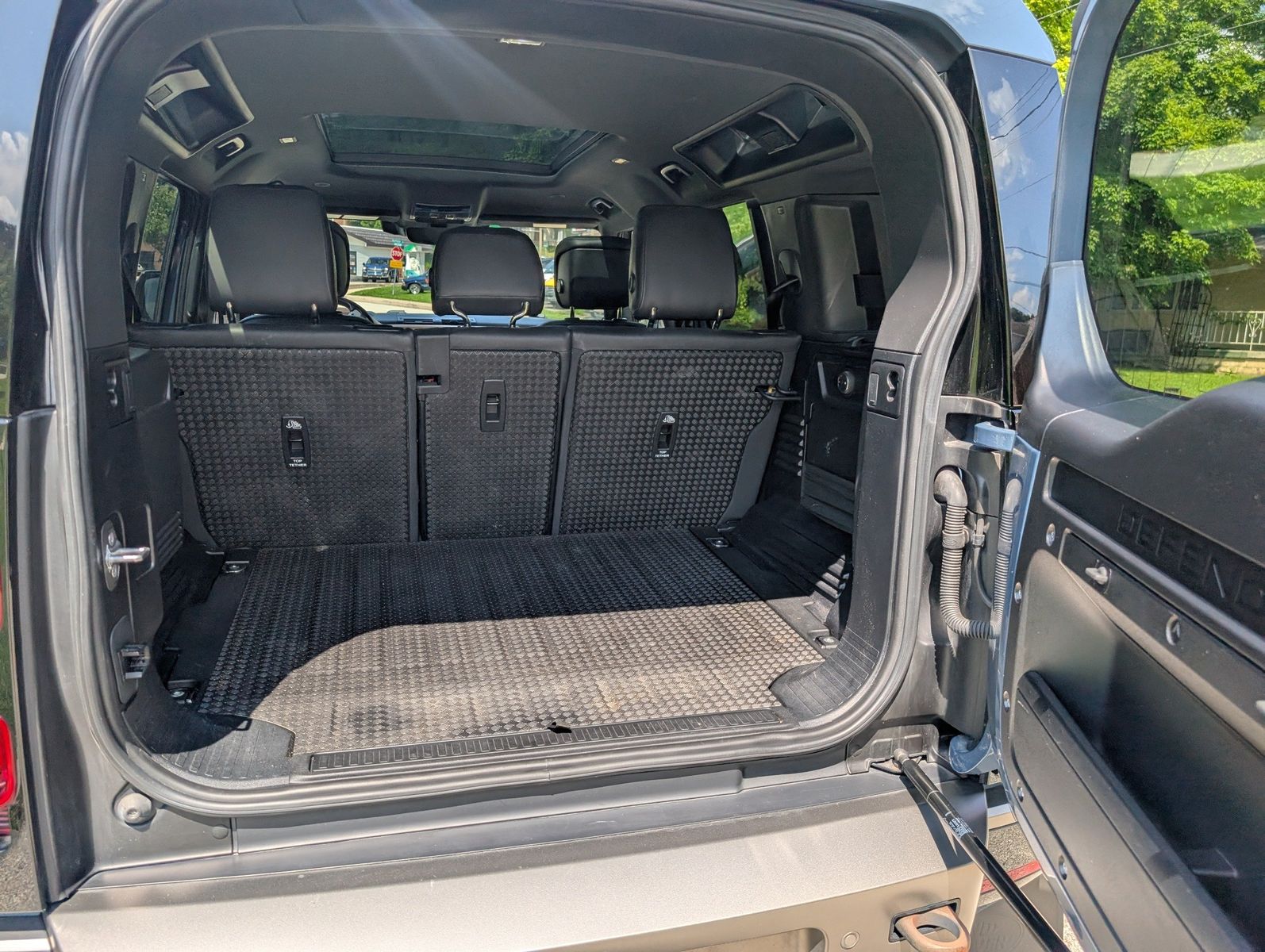 2024 Land Rover Defender 68