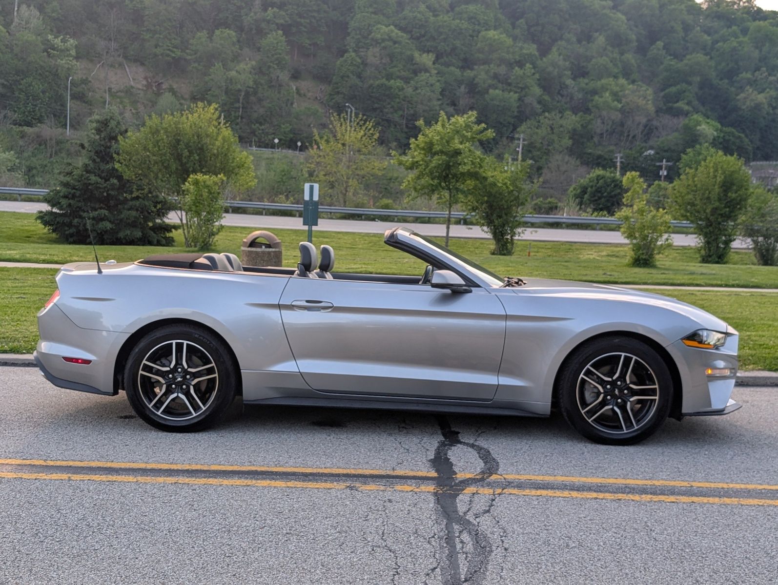 2020 Ford Mustang 13