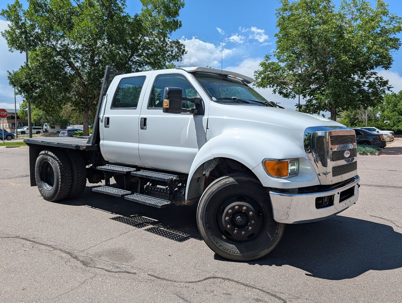 2008 Ford F-650's photo