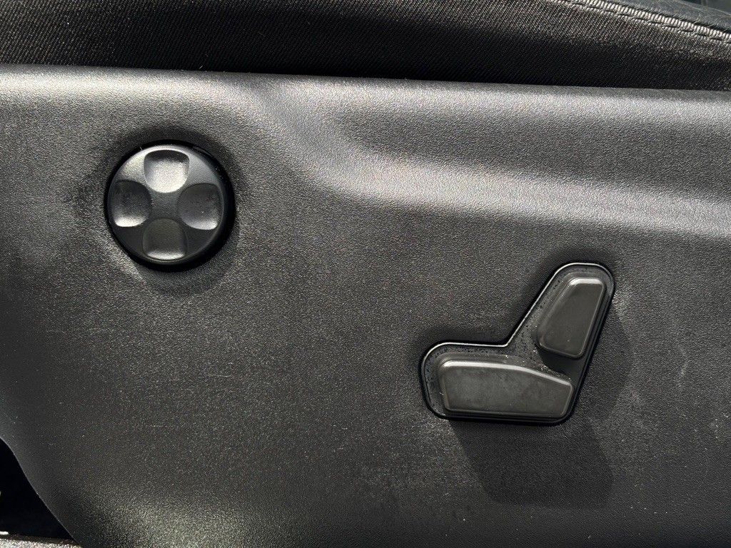 2021 Jeep Grand Cherokee Limited photo 17