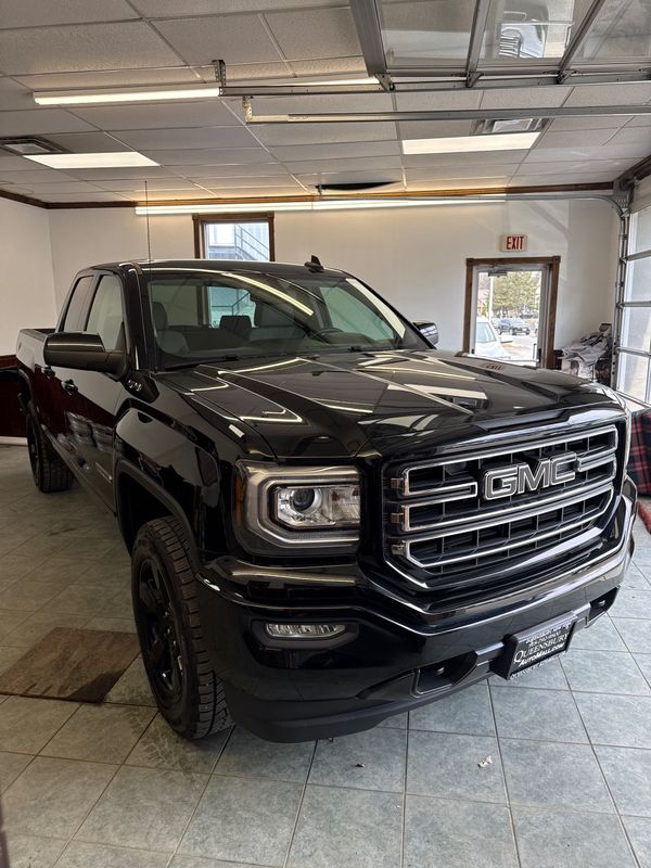 Black 2017 GMC Sierra 1500 Base Double Cab 4WD Pickup Truck Four-Wheel Drive 6-Speed Automatic