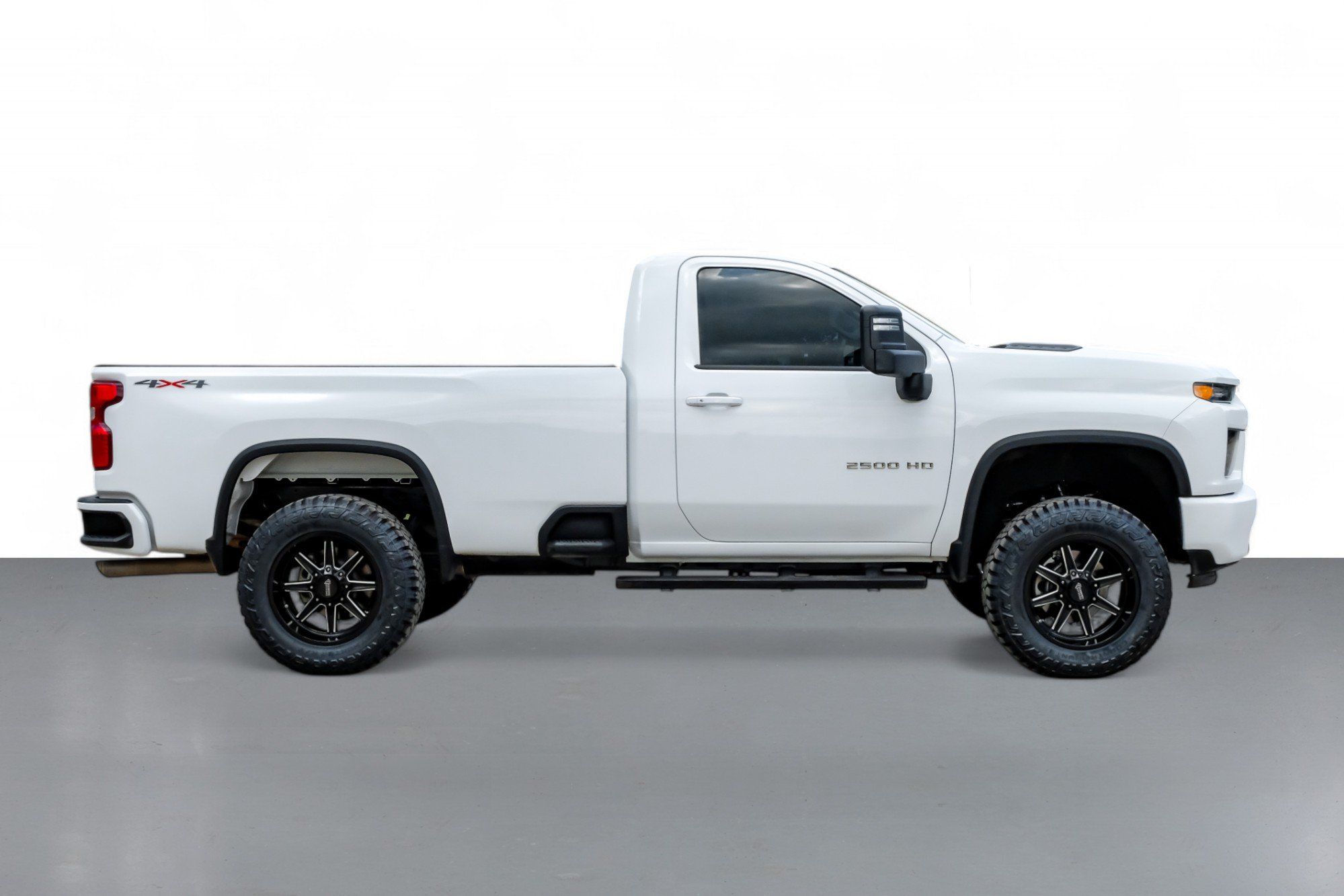 2022 Chevrolet Silverado 2500HD LT photo 3
