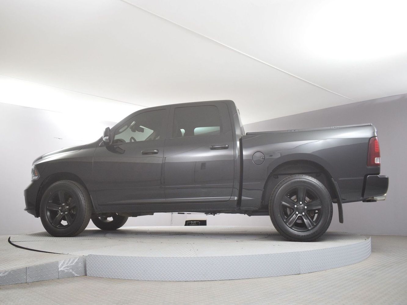 2015 RAM Ram 1500 Sport photo 22