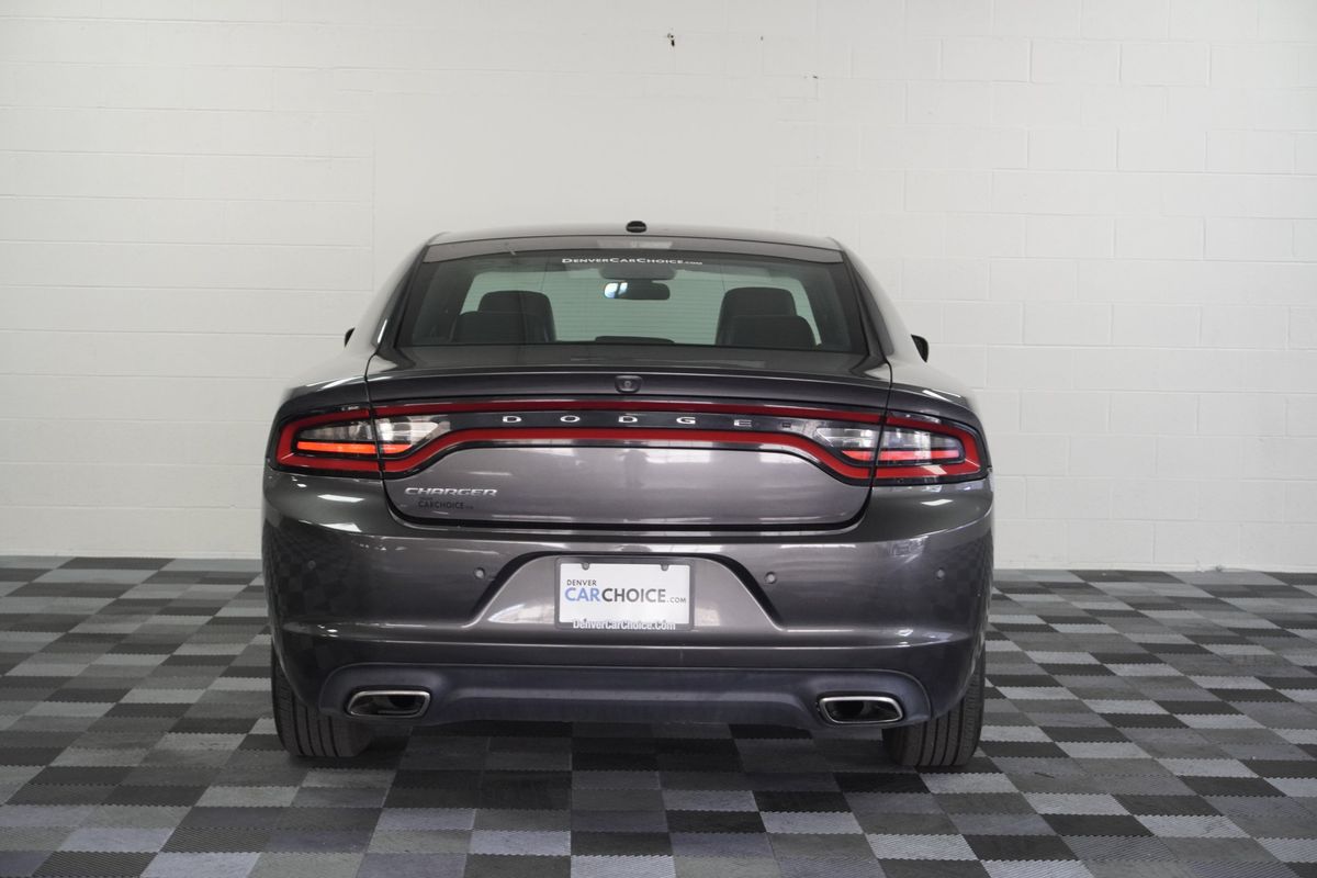 2020 Dodge Charger SXT RWD
