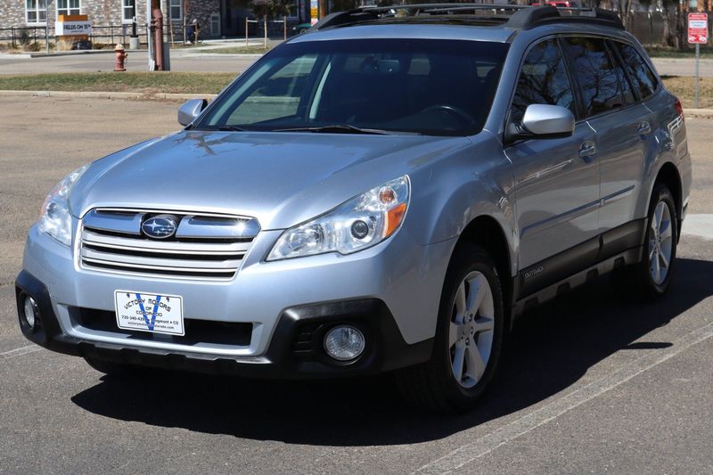 2013 Subaru Outback 2.5i Premium | Victory Motors of Colorado