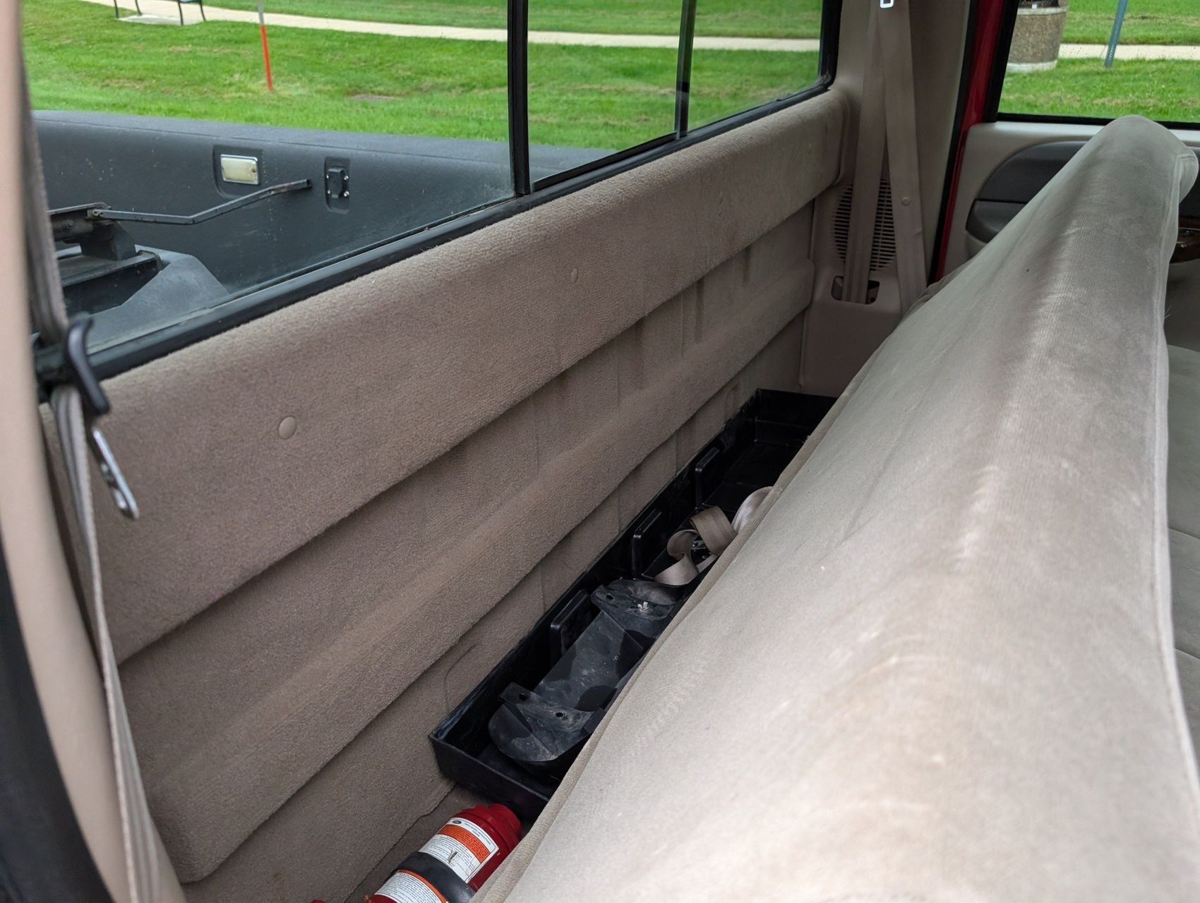 2001 Ford F-550 163