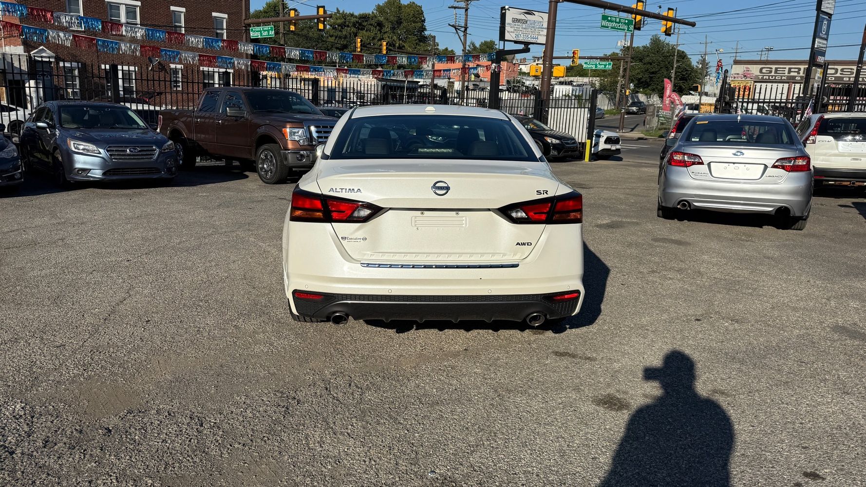2020 Nissan Altima 2.5 SR photo 3