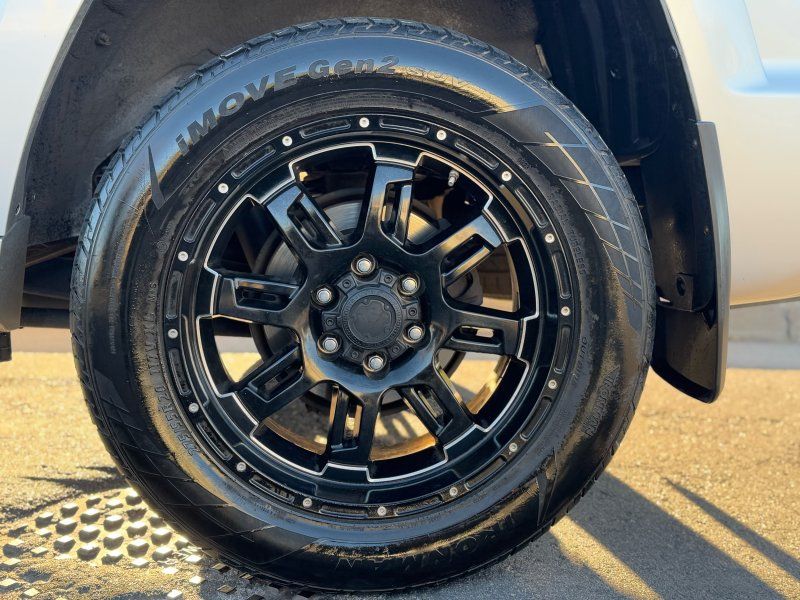 2010 Toyota 4Runner SR5 - Photo 21