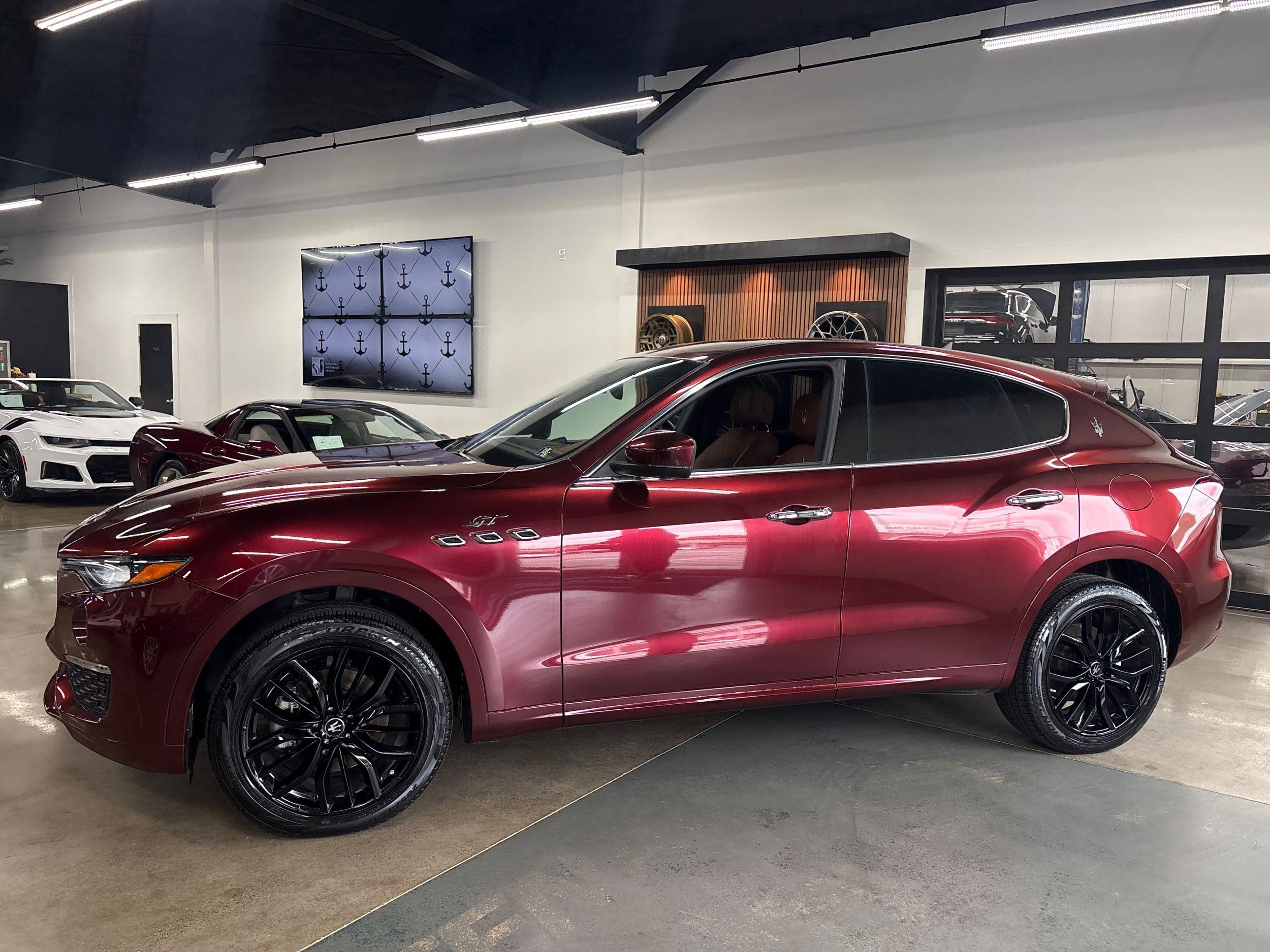 2022 Maserati Levante GT photo 3