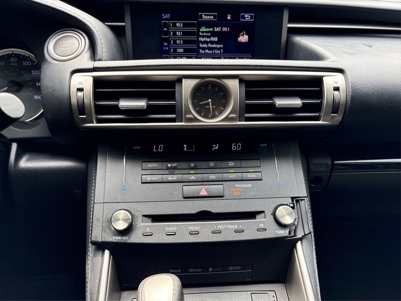 2016 Lexus IS 300 - Photo 19