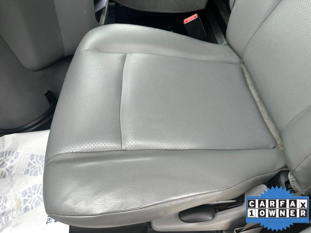 2017 Ford E-Series 36