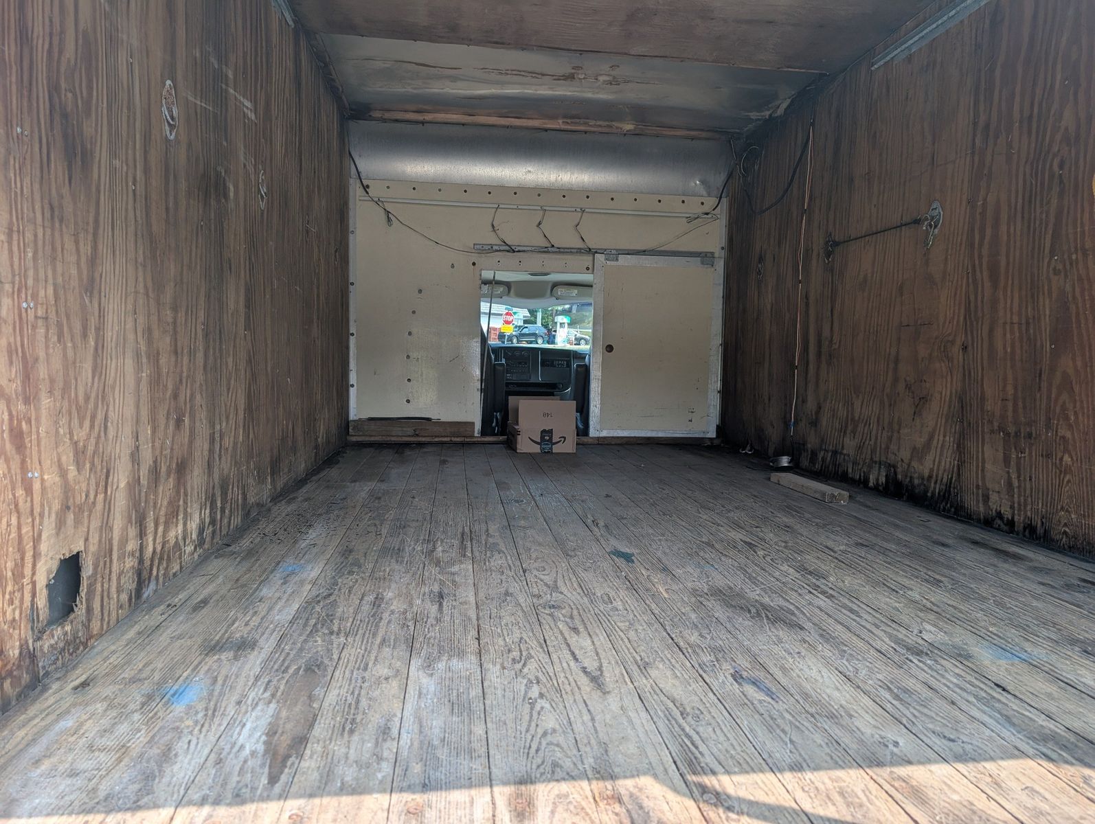 2004 Chevrolet Express Cutaway 46