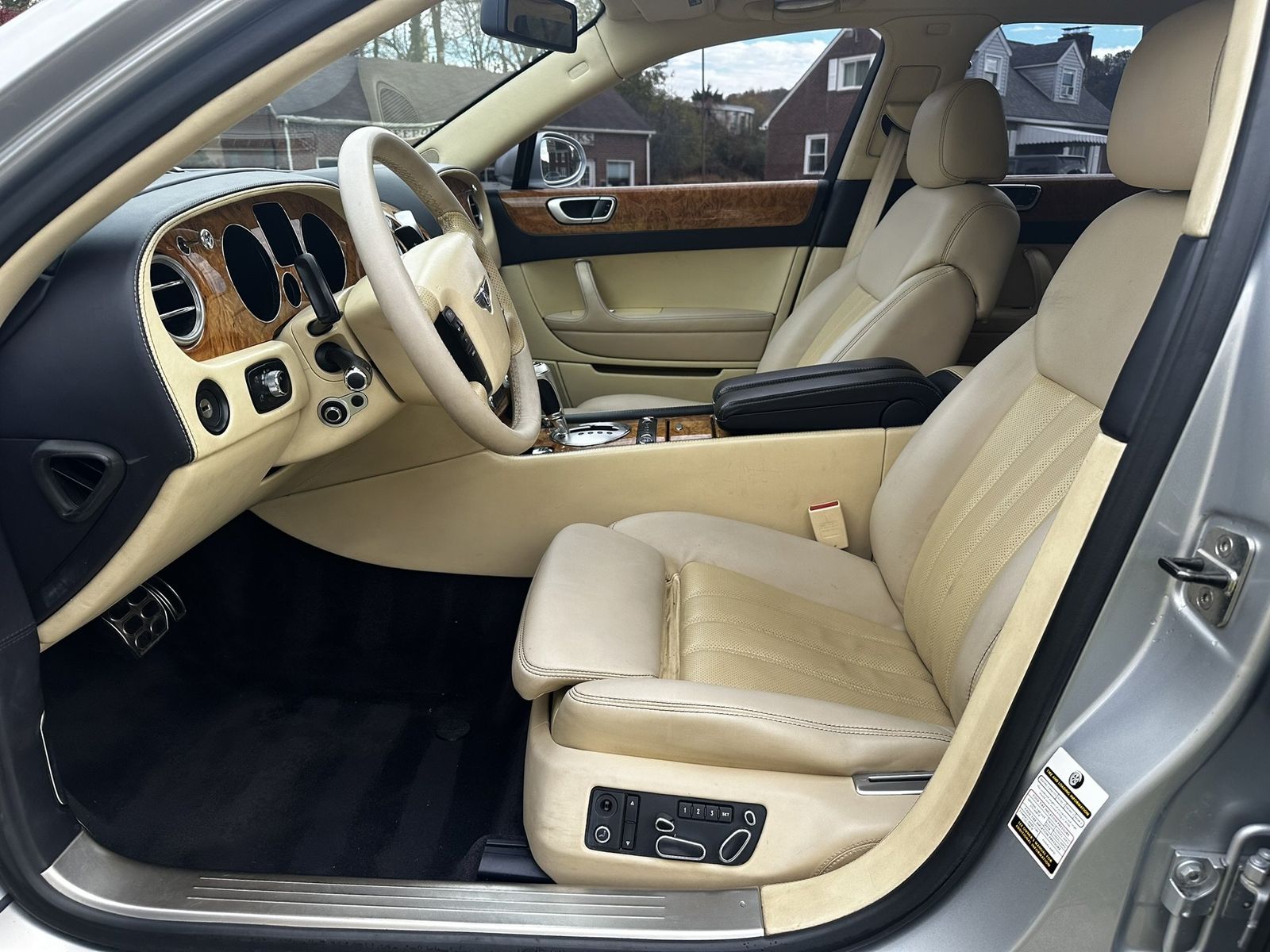 2007 Bentley Continental 36