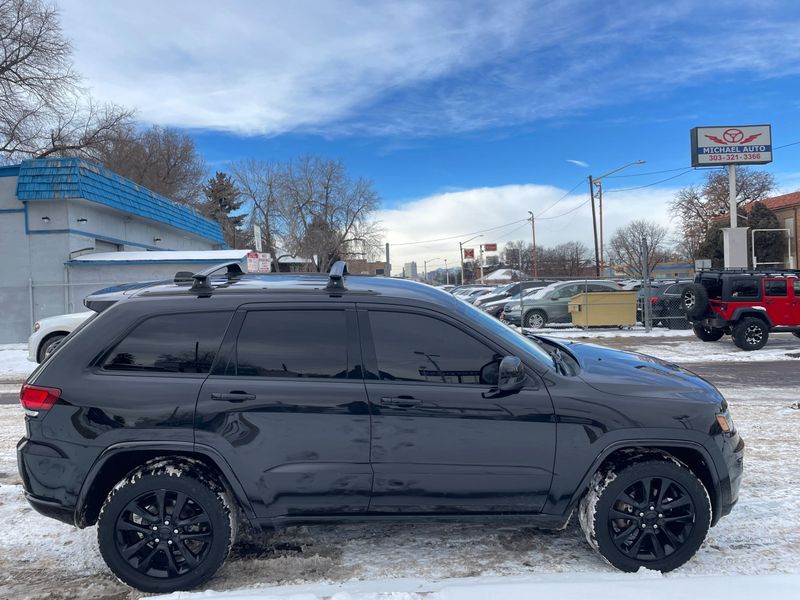 Grand cherokee altitude roof rack hot sale