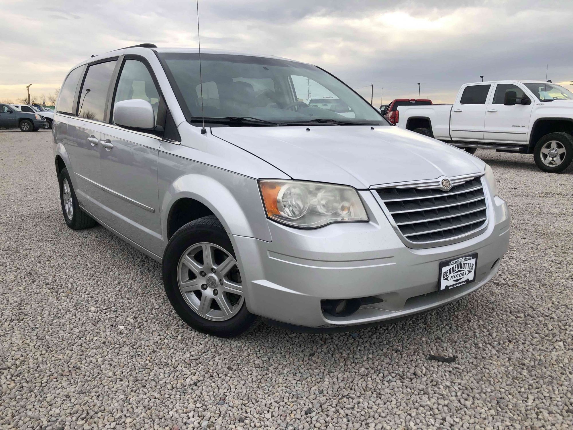 2010 Chrysler Town and Country Touring