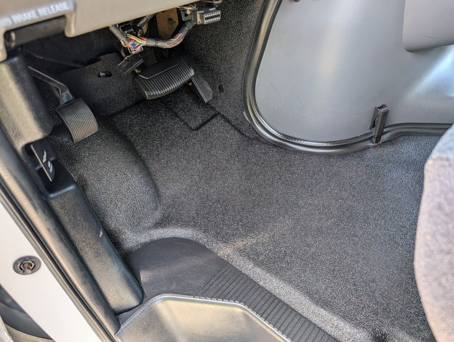2007 Ford E-450 Cutaway 107