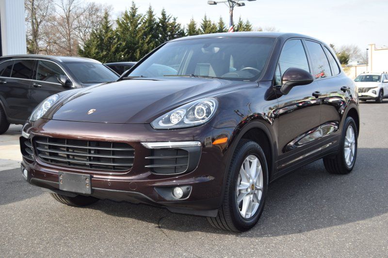 2016 Porsche Cayenne Base