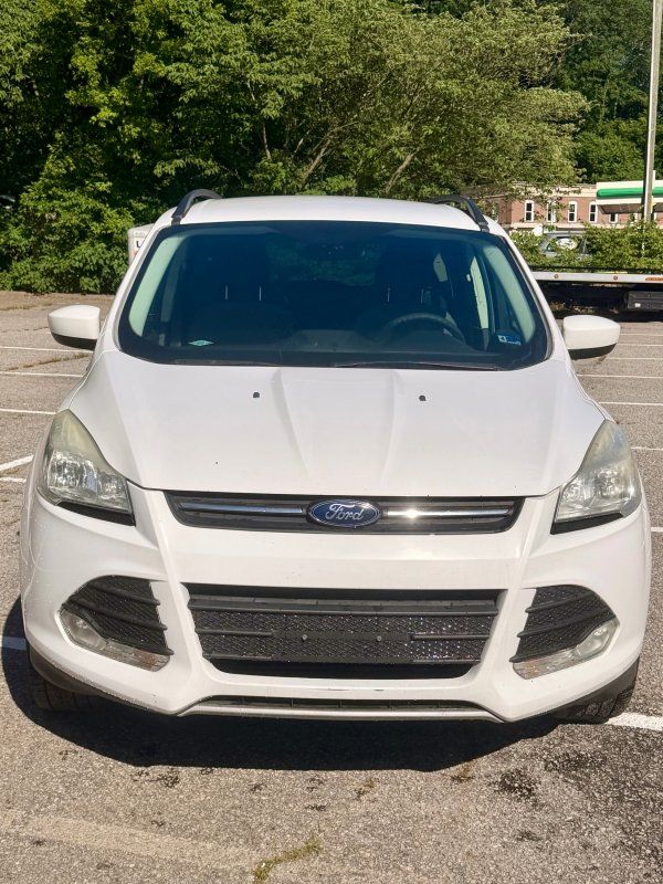 2016 Ford Escape SE's photo