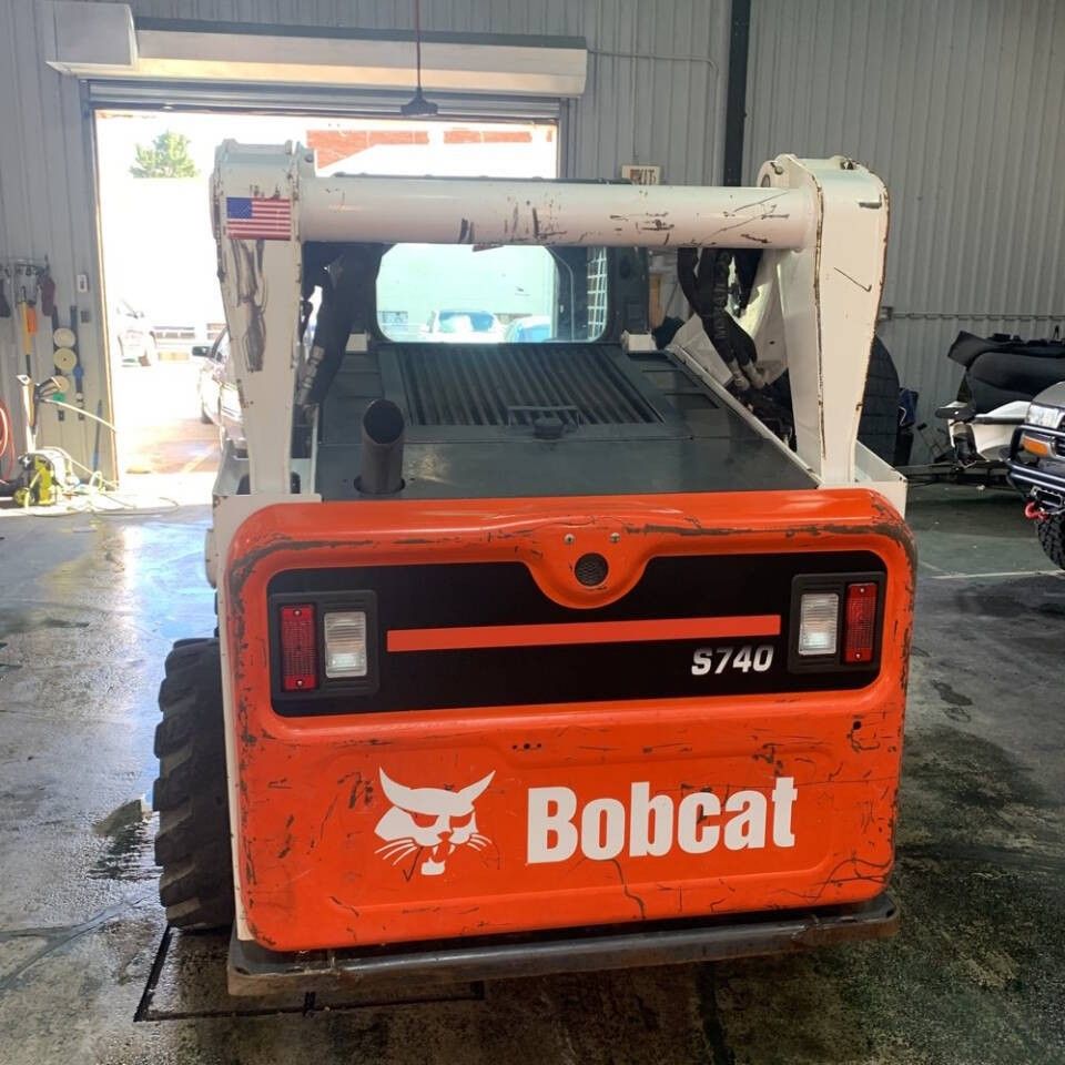 2018 BOBCAT S740 13