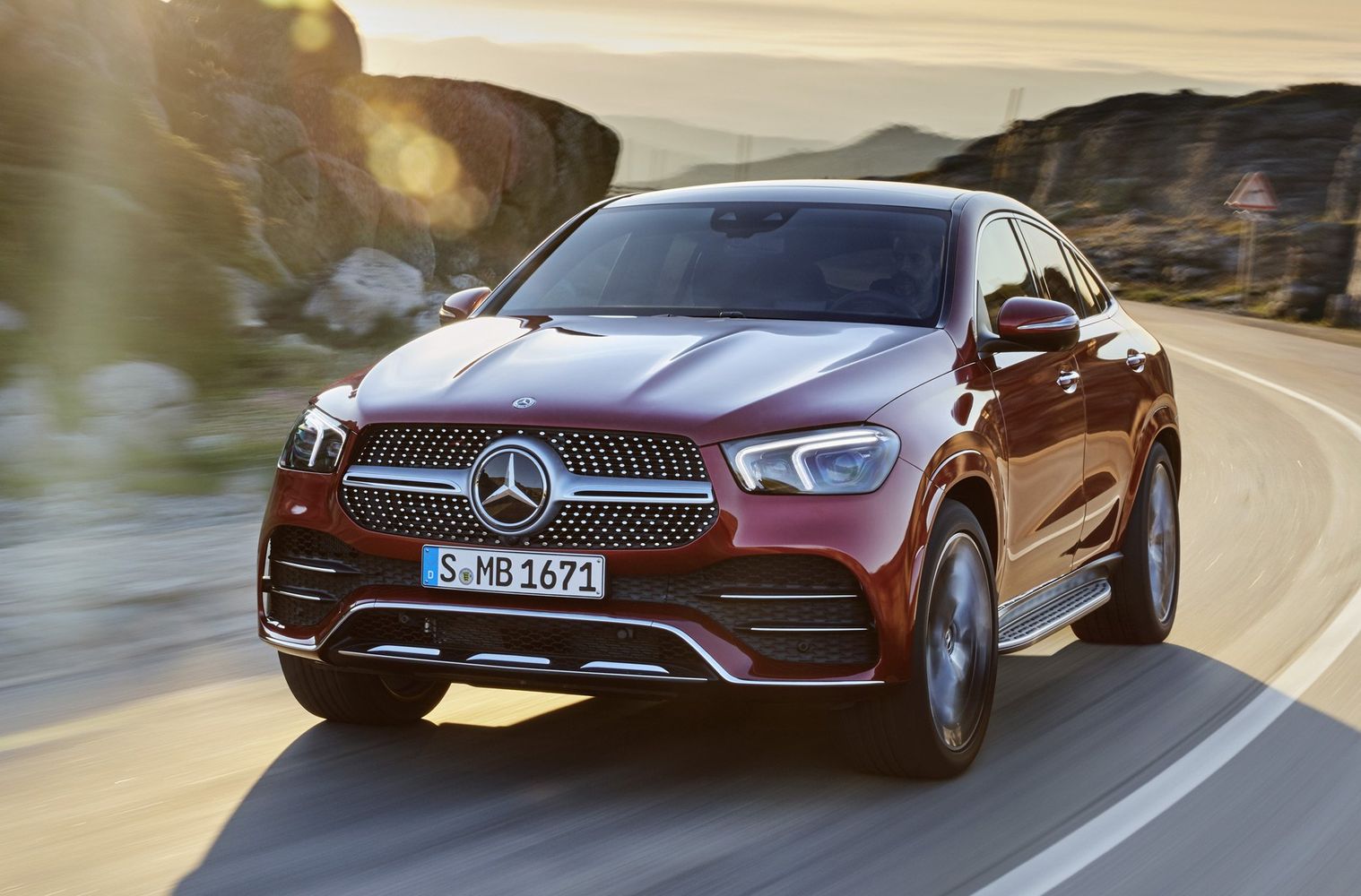 2024 MercedesBenz GLE Series Crown Auto Leasing