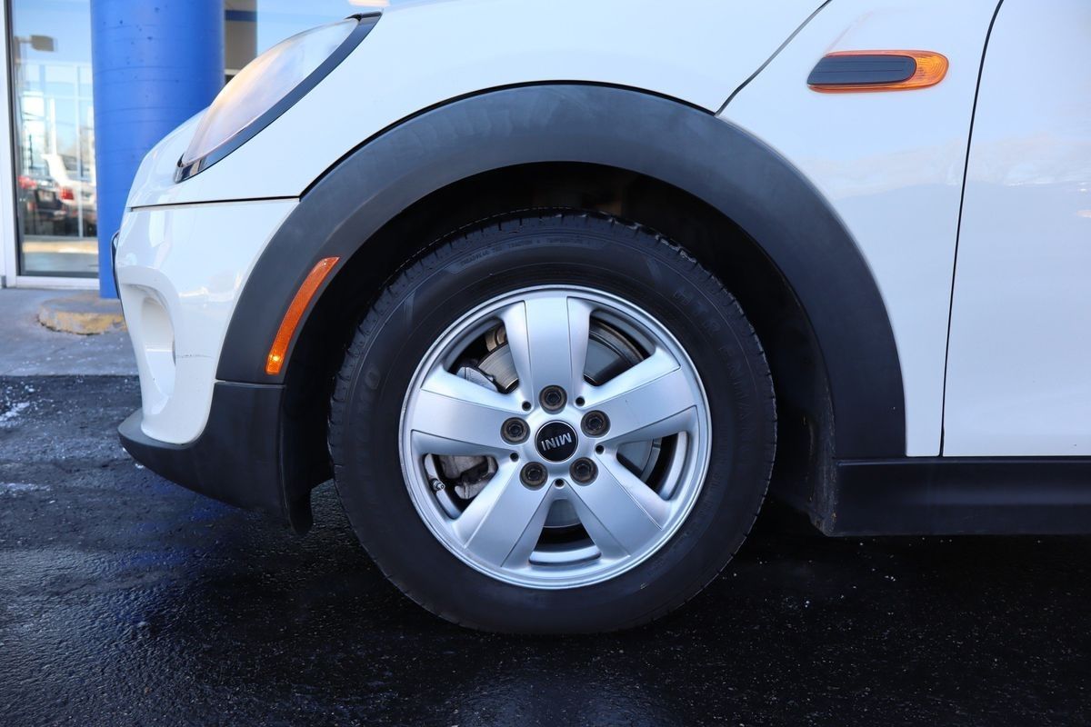 2017 MINI Hardtop Cooper