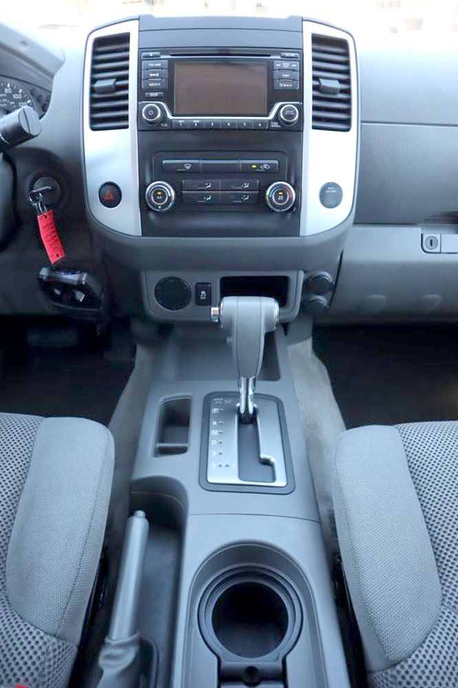 2016 Nissan Frontier SV photo 26