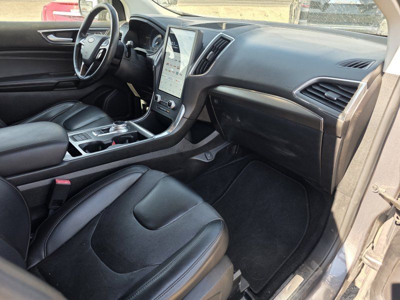 2022 Ford Edge Titanium - Photo 14