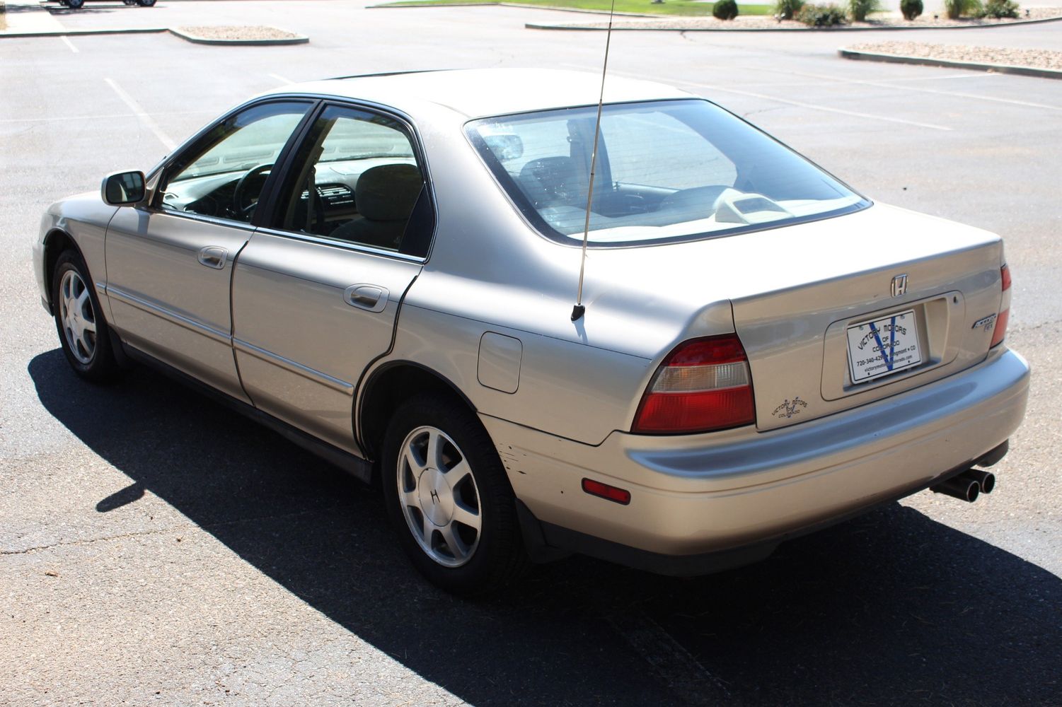 1994 Honda Accord EX | Victory Motors of Colorado