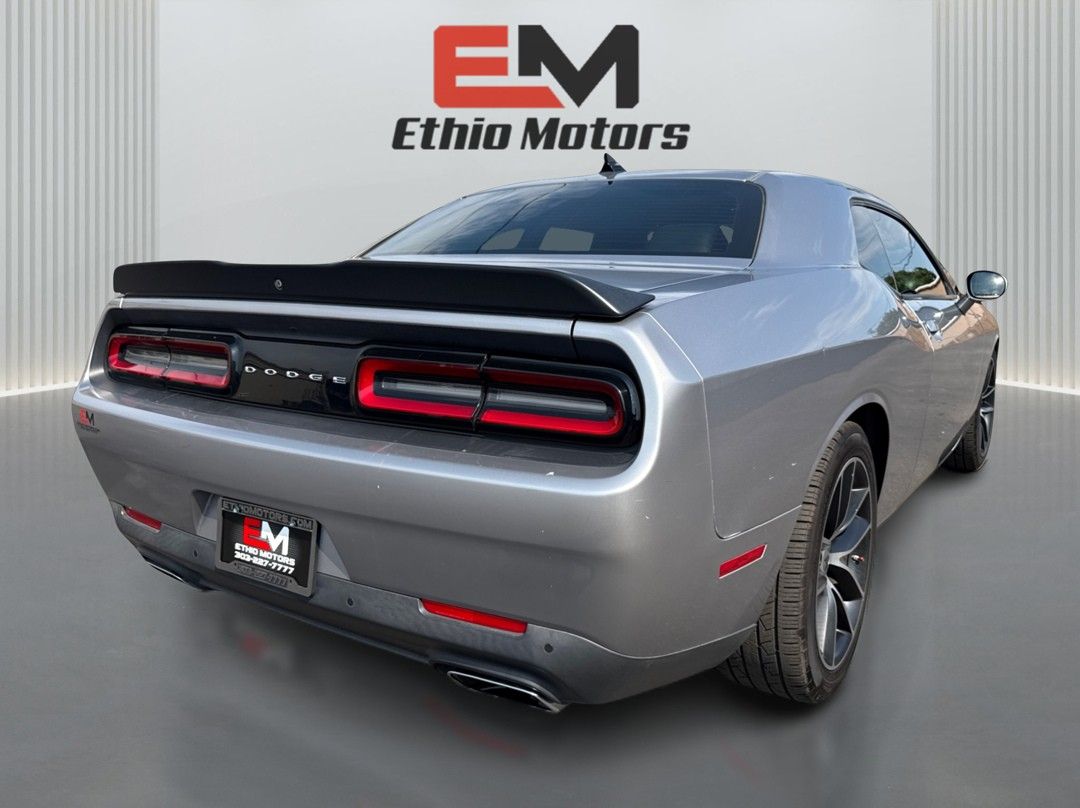 2017 Dodge Challenger 392 Scat Pack Shaker photo 40
