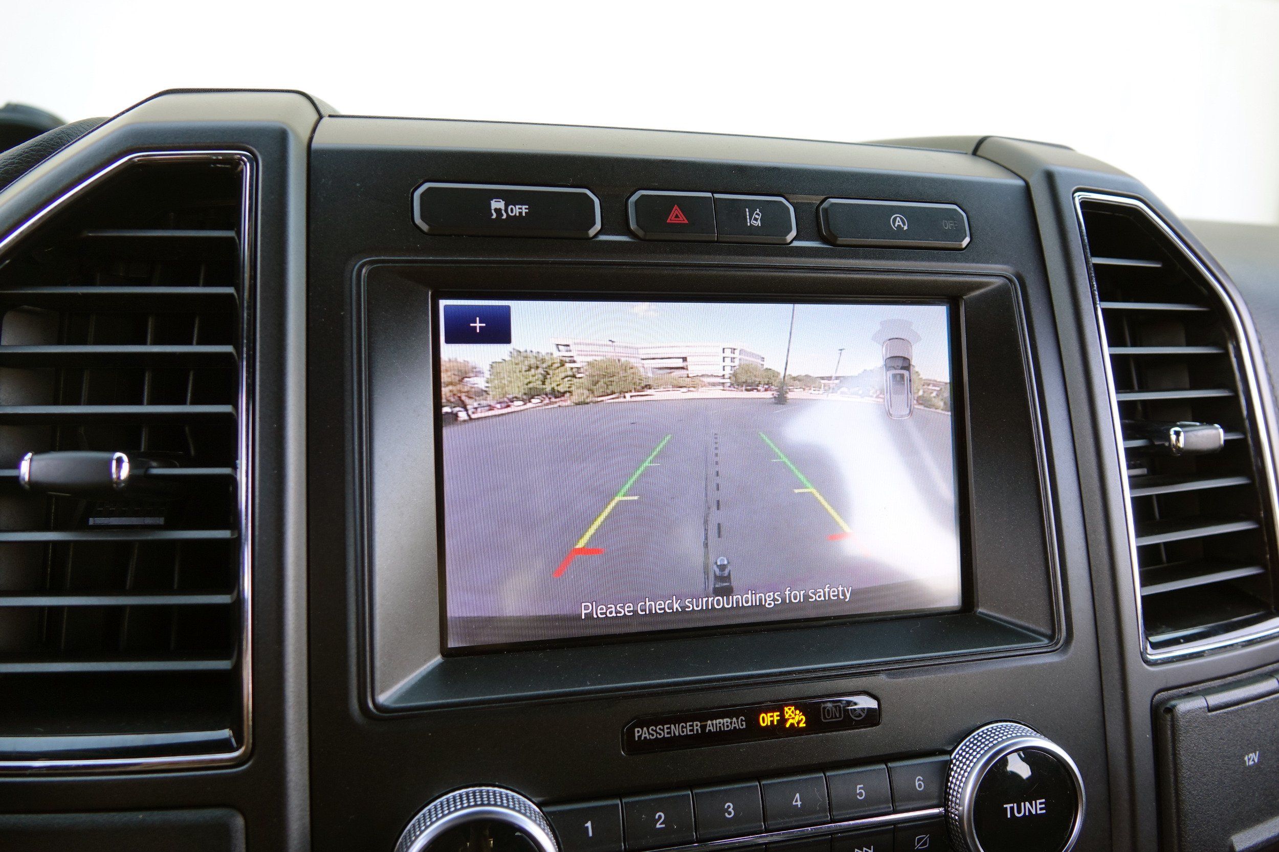 2020 Ford Expedition Limited photo 9