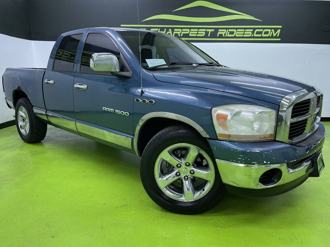 Blue 2006 Dodge RAM 1500 SLT Quad Cab LB RWD Pickup Truck Rear-Wheel Drive Automatic